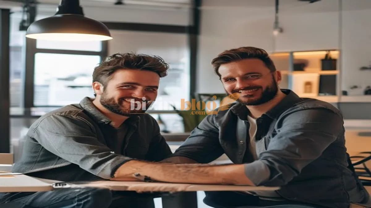 Solo Founder vs Co-founder: Erken Aşamada Startup Kurarken Tek Başına mı Yoksa Ortakla mı İlerlemelisiniz?